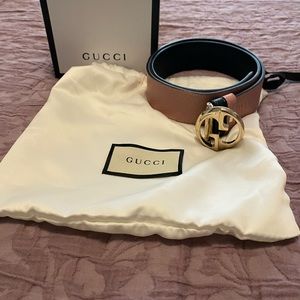 NWB reversible Gucci belt